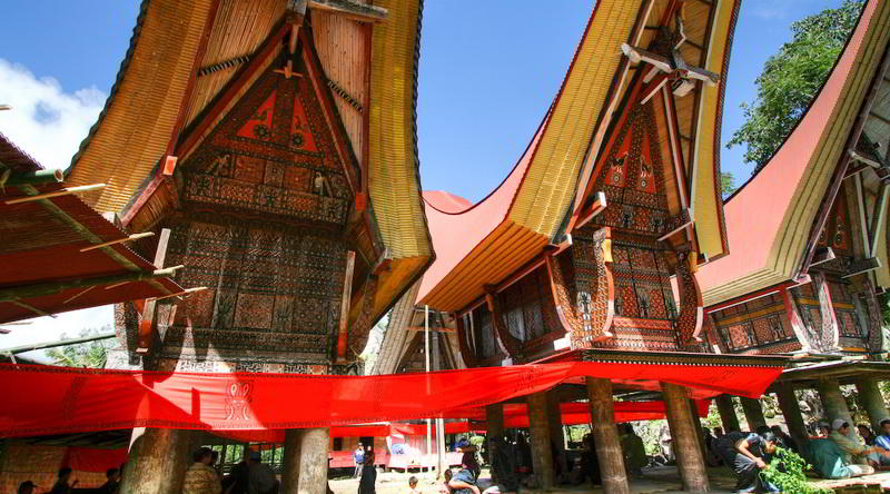 Tongkonan-Haus in Tana Toraja © Christopher Missling